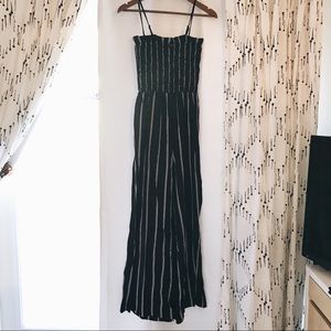 *BRAND NEW* Black and White Striped Jumpsuit